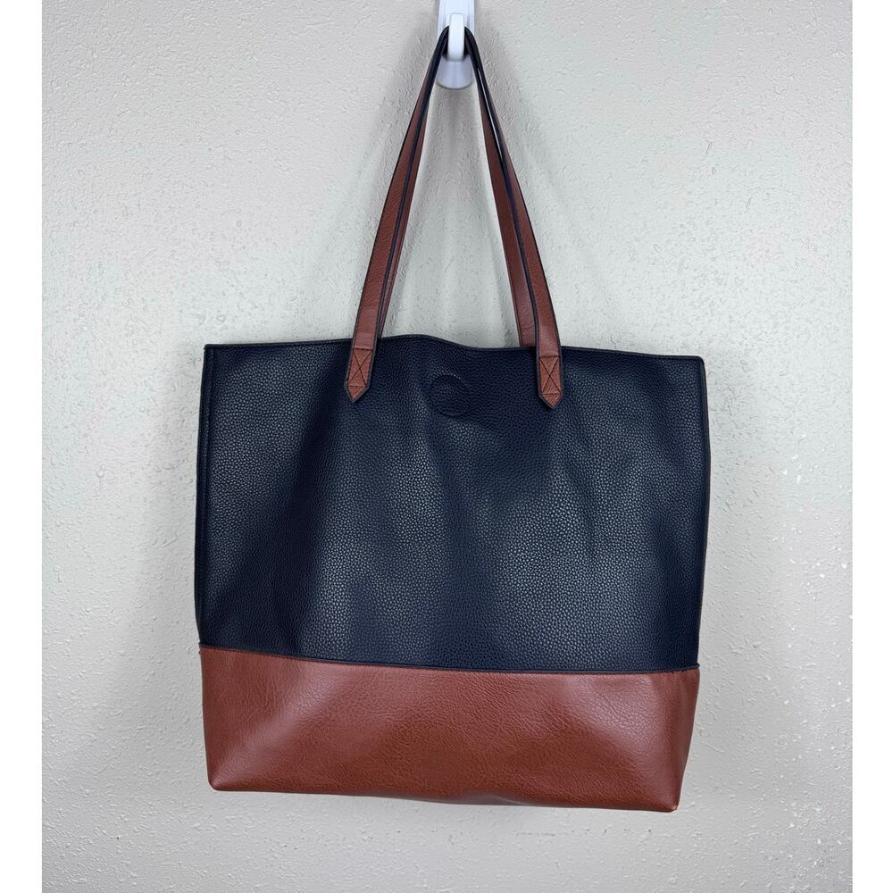 Seven Days Black and Brown two-tone tote pebbled upper w/contrasting brown base